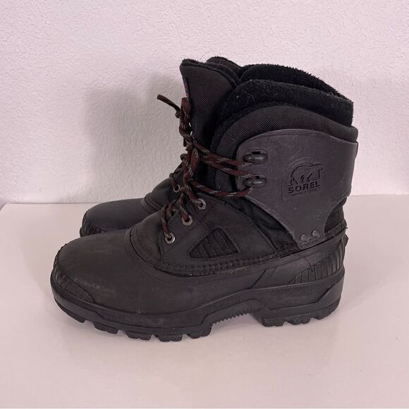 Sorel Black Hard Shell with Maroon Lace Up Winter Boots - Picture 1 of 9